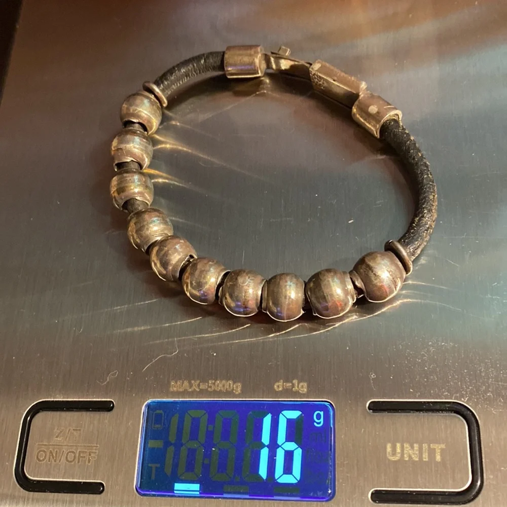 Black leather and sterling silver bead bracelet - Picture 2 of 3